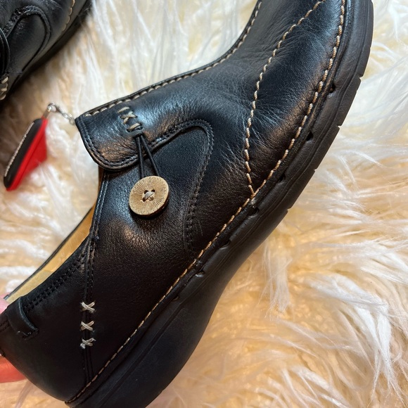 Clarks unstructured black slip on shoes size 9 1/2 - Picture 5 of 6